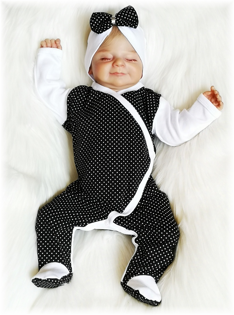 Kojenecký zavinovací overal Černé puntíky 68
