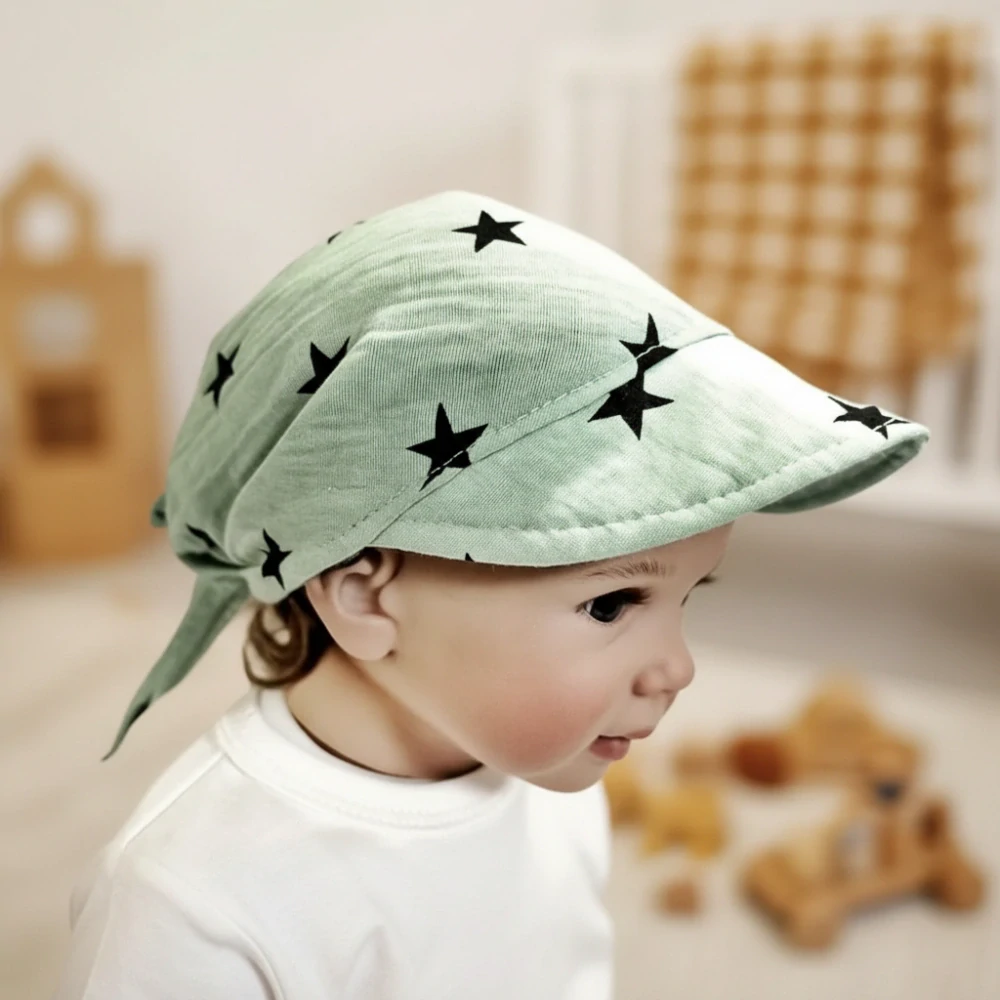 Dětský mušelínový šátek s kšiltíkem Hvězdička máta