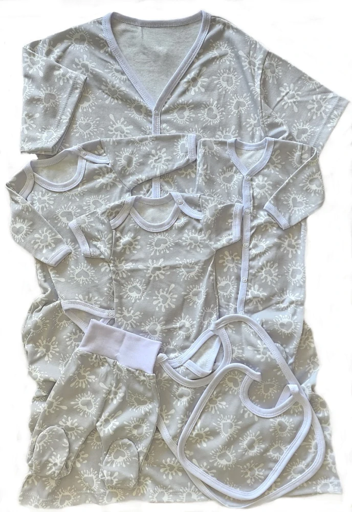 Těhotenská a kojící noční košilka na ramínka Srdce šedá M