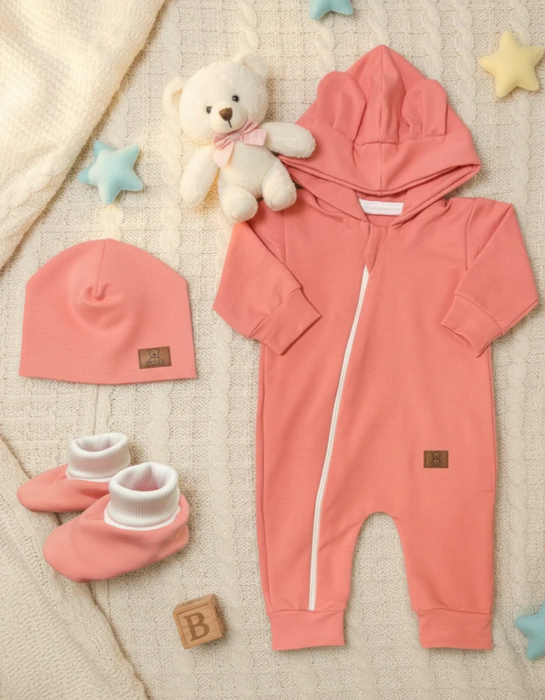 Kojenecký teplákový overal, čepička, capáčky Brumlík koral 80