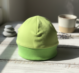 Kojenecká bavlněná čepička Hříbek zelená