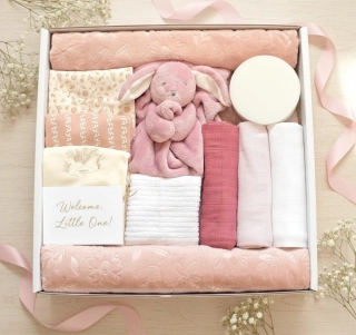 Brumlík dárkový set pro miminko pudrový zajíček 62